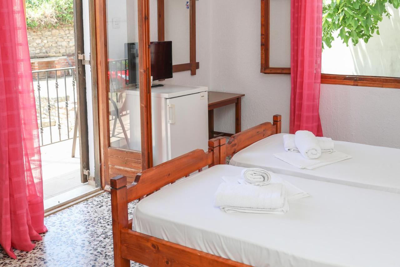 Fotini Rooms Skopelos Buitenkant foto